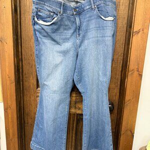 Torrid Bombshell Flare , 26r, blue